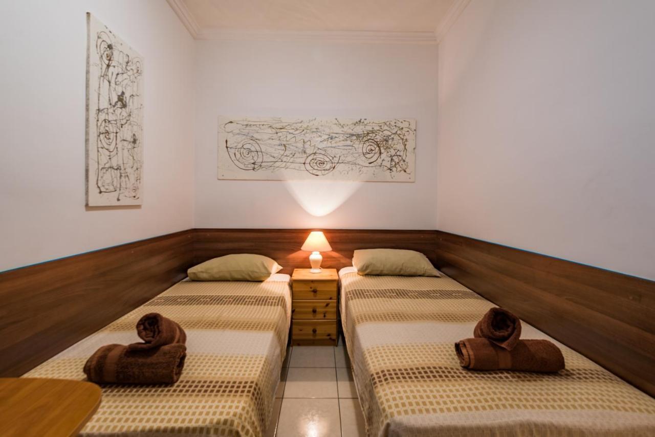 Spinola Bay Top Floor Seafront 3 Bedroom Apartment With Panoramic Sea Views - By Getawaysmalta Saint Julian's Exterior photo